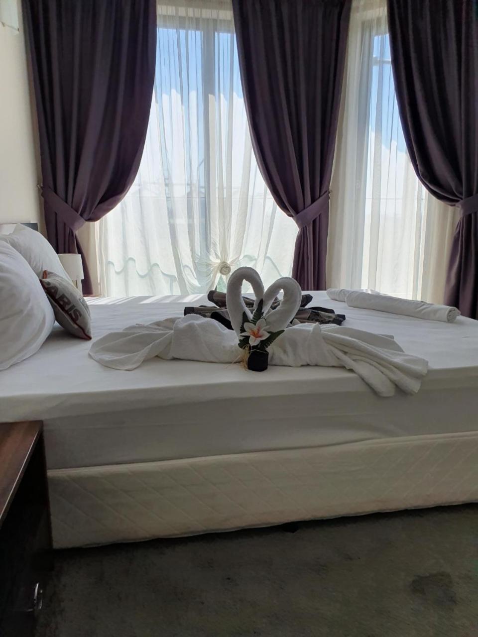 Family Hotel Novel City Бургас Номер фото